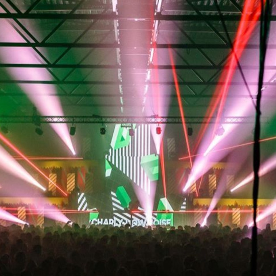 2コ 高輝度 ムービングライト ステージライト六色 舞台照明 2コ 高輝度 ムービングライト ステージライト六色 舞台照明