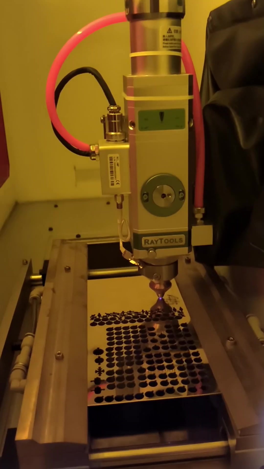 gold laser cutting test