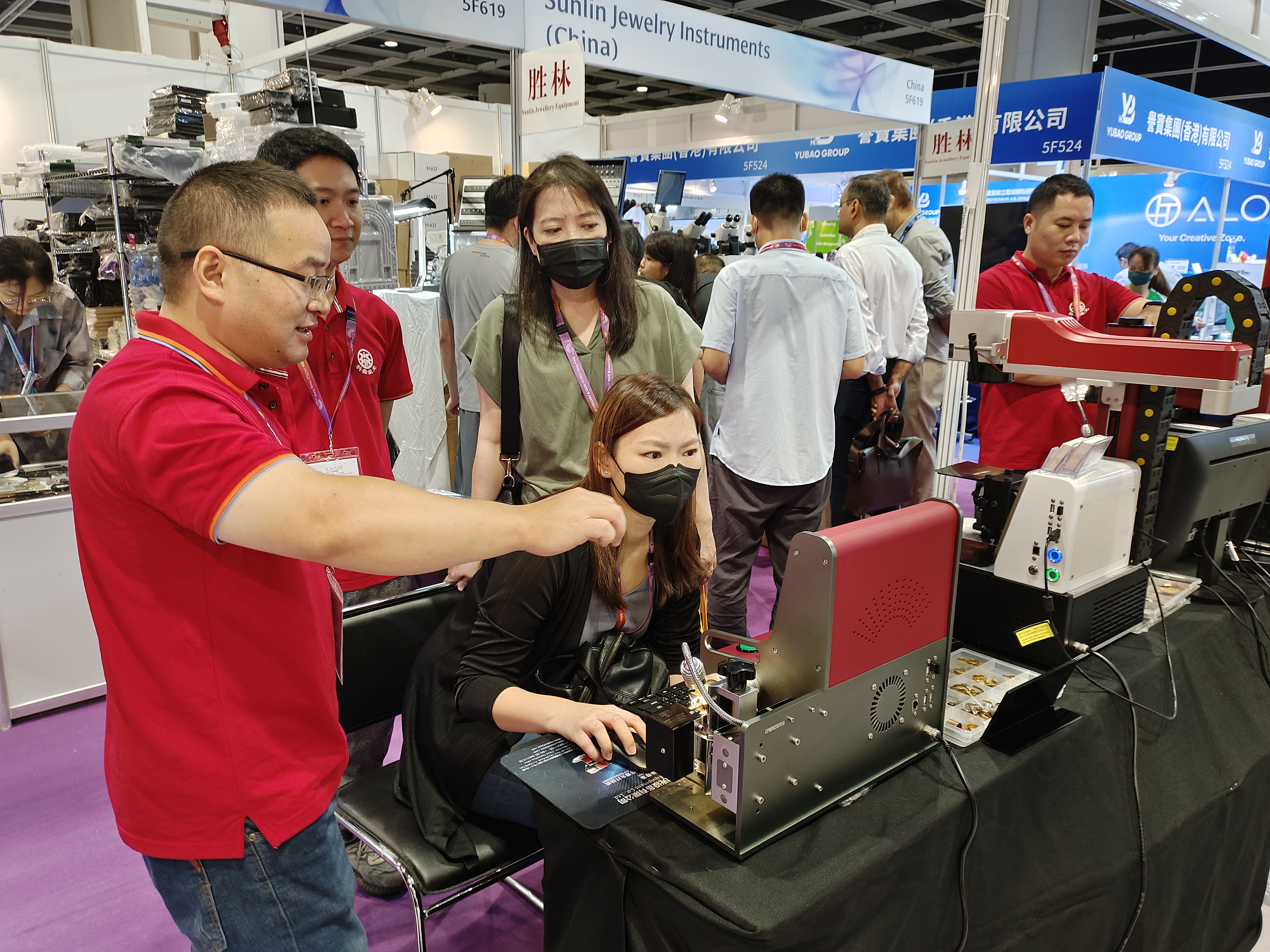 Cosmo Laser at Hong Kong Jewelry Fair