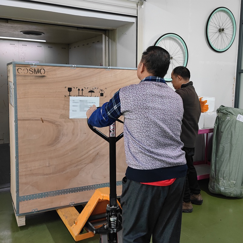 Cosmo Shipments and Consignment