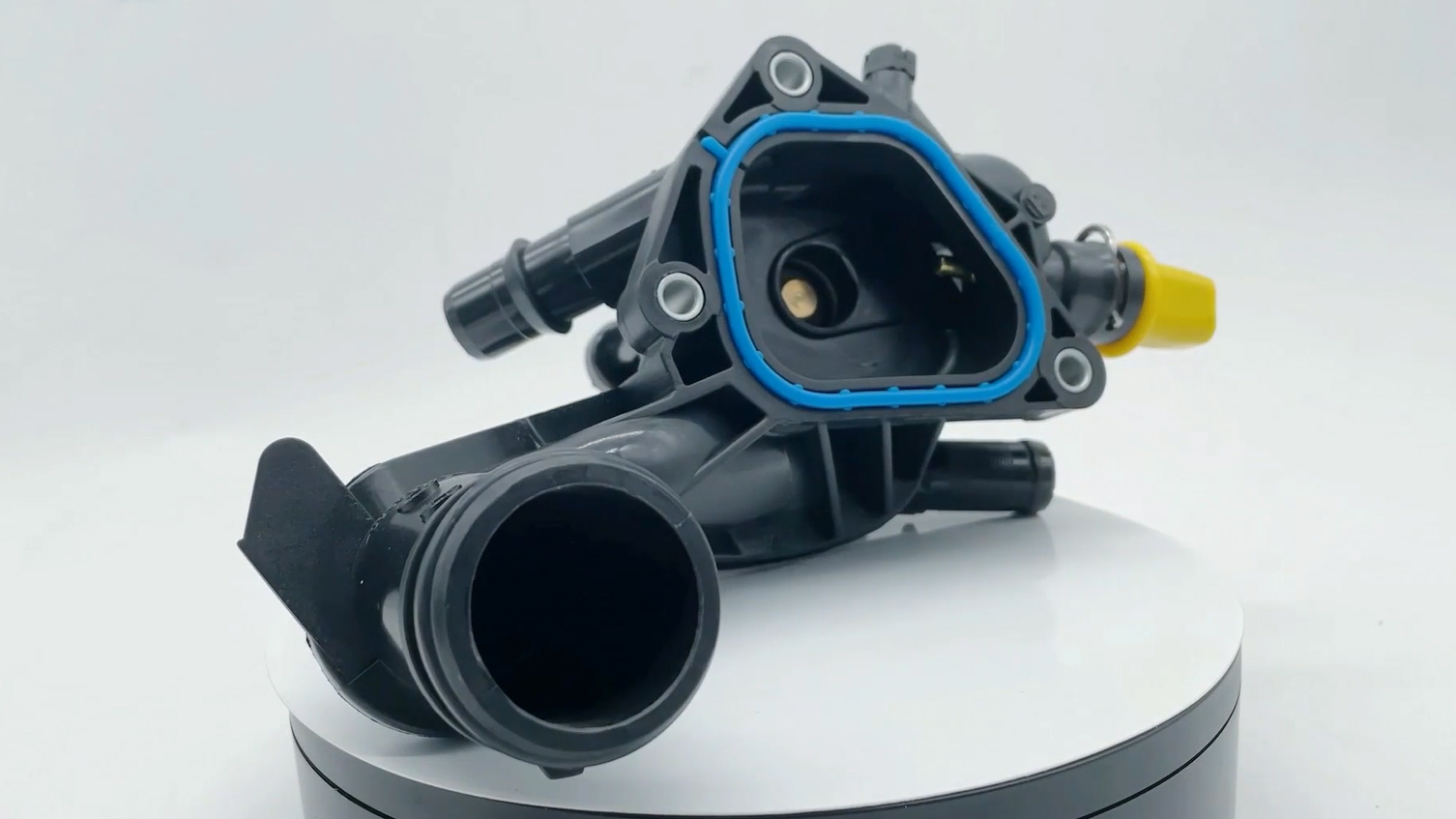 Thermostat Housing for Peugeot 308 508 Citroen C4 C5 9808647280