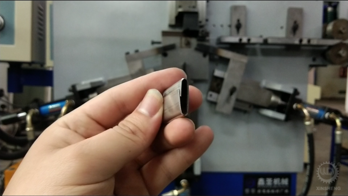 Stainless steel strapping seal making machine customized by Vietnamese