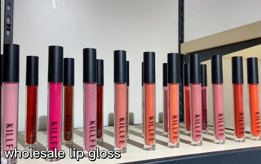 How to Make Lip Gloss Last Longer? Banffee Makeup
