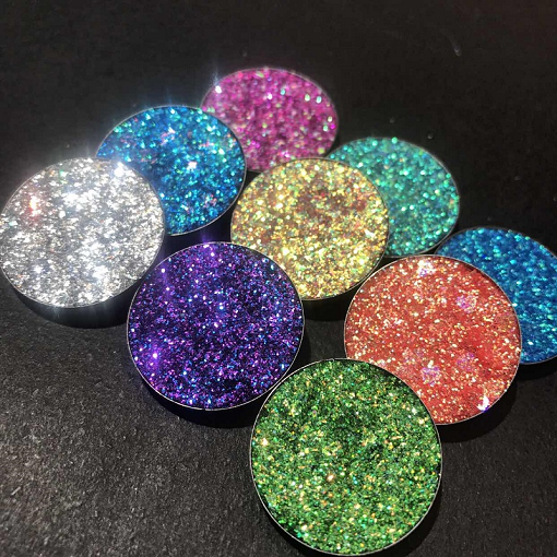 What is Pressed Glitter Eyeshadow and How to Use It? Banffee Makeup