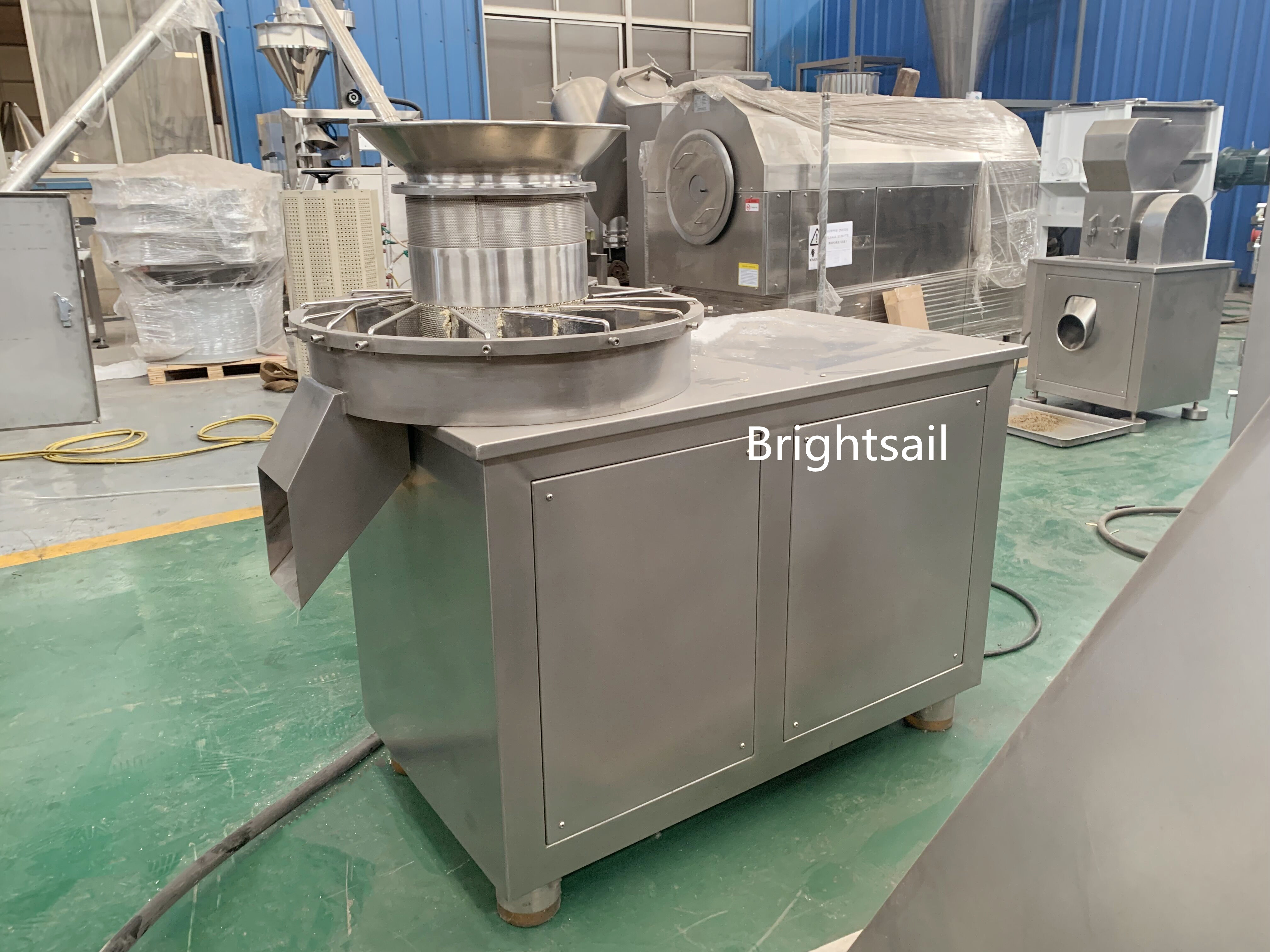 Rotary granulator machine