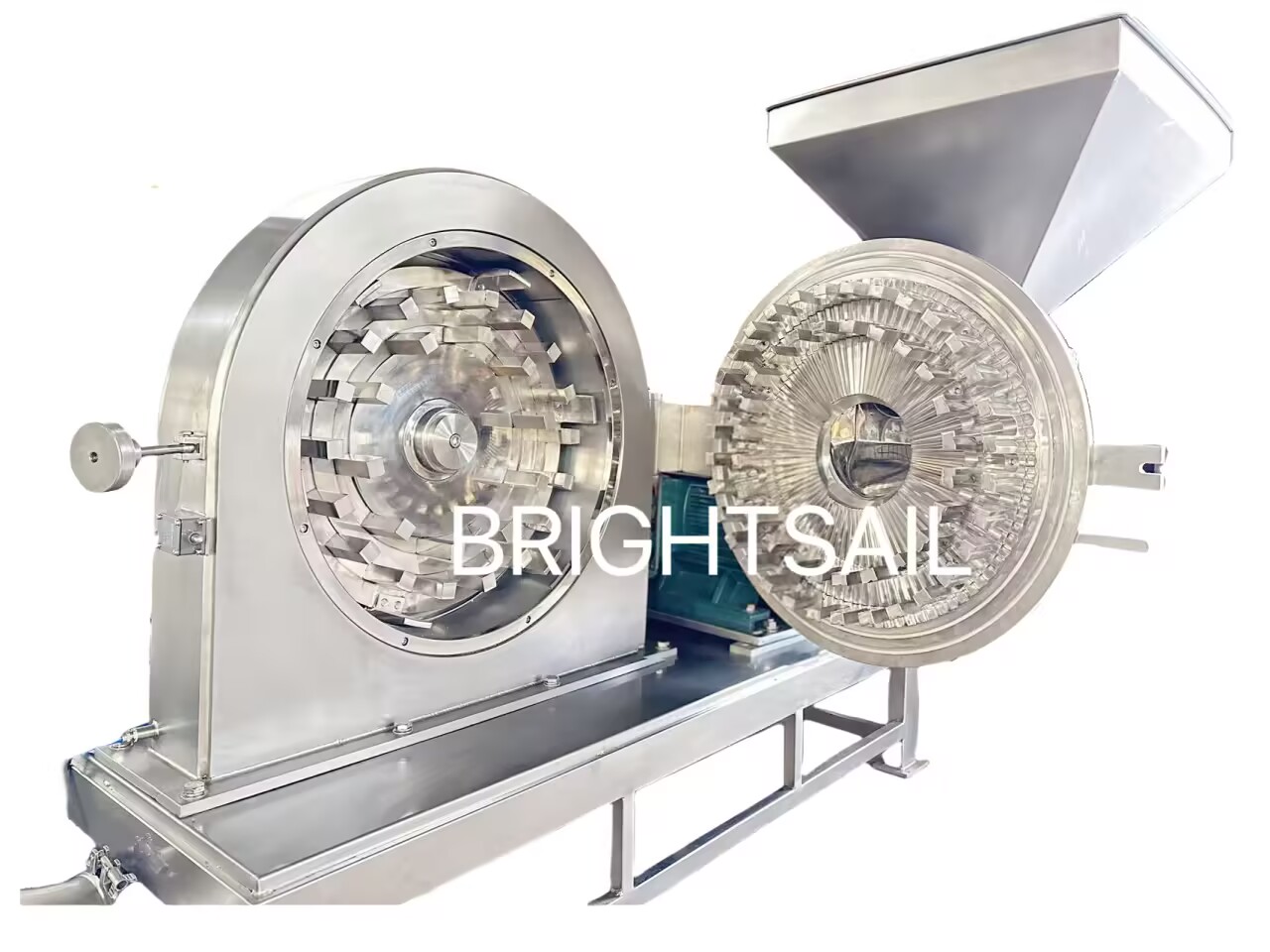Licorice grinding machine
