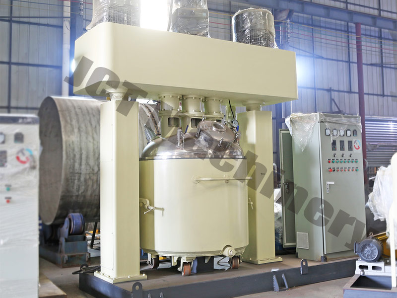 powerful dispersing mixer