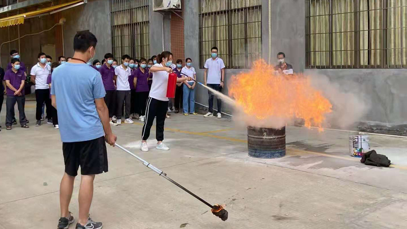 Zhongshan Hongchen elektronisk plast Co, Ltd Brandøvelse