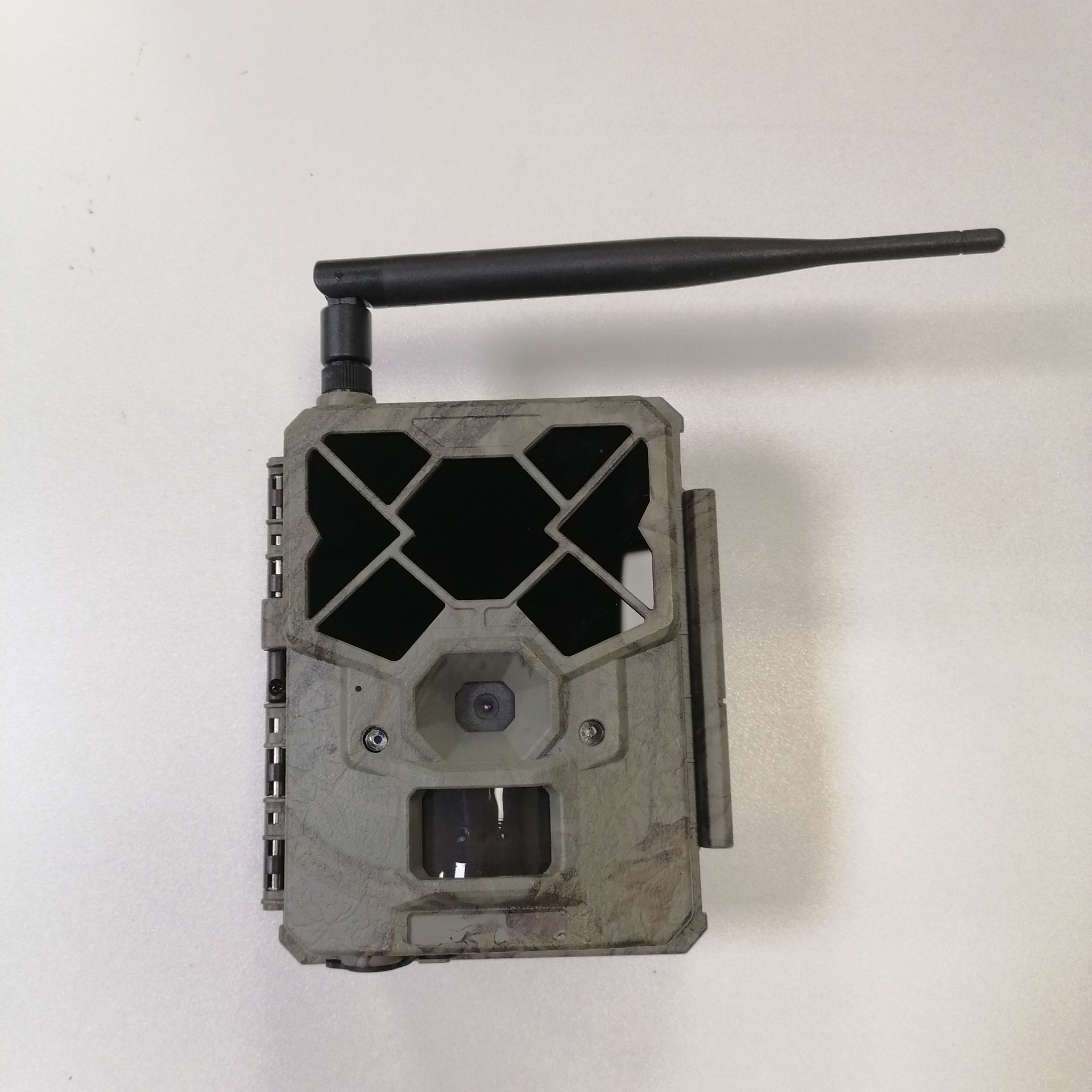 4G LTE APP Hunting Camera 24MP 1080P APP Wireless GSM Hunting Wildlife