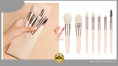 Олар ақша үшін қызды порноға түсірген. Әдемі қыздарды көрсетіңіз