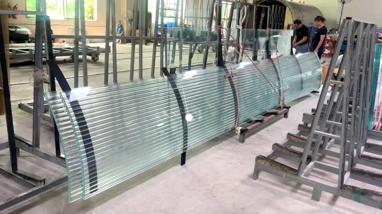 Kundenspezifischer übergroßer Glashersteller aus gehärtetem Glas in Jumbo-Größe