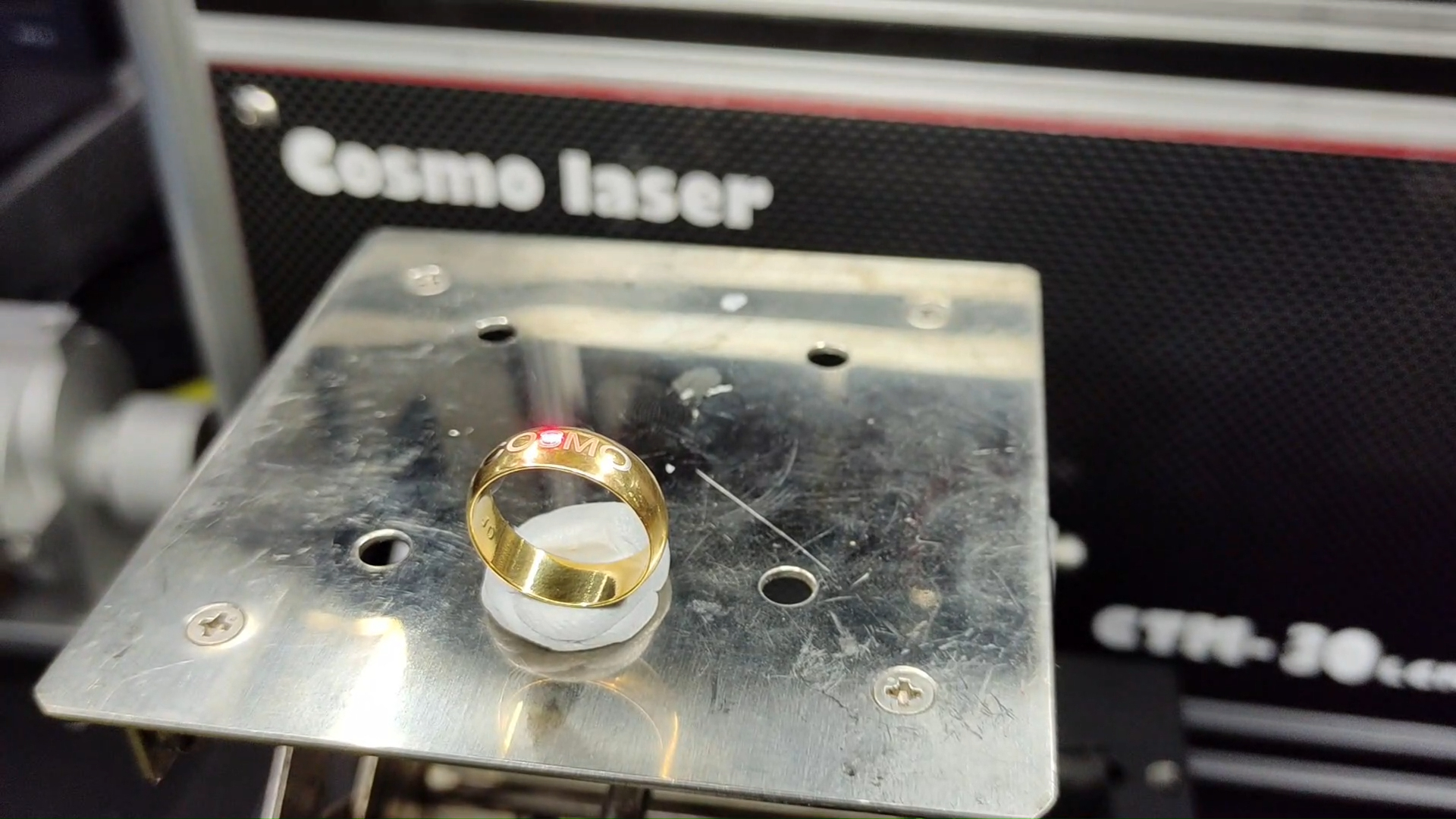 Camera Laser Marking Machine