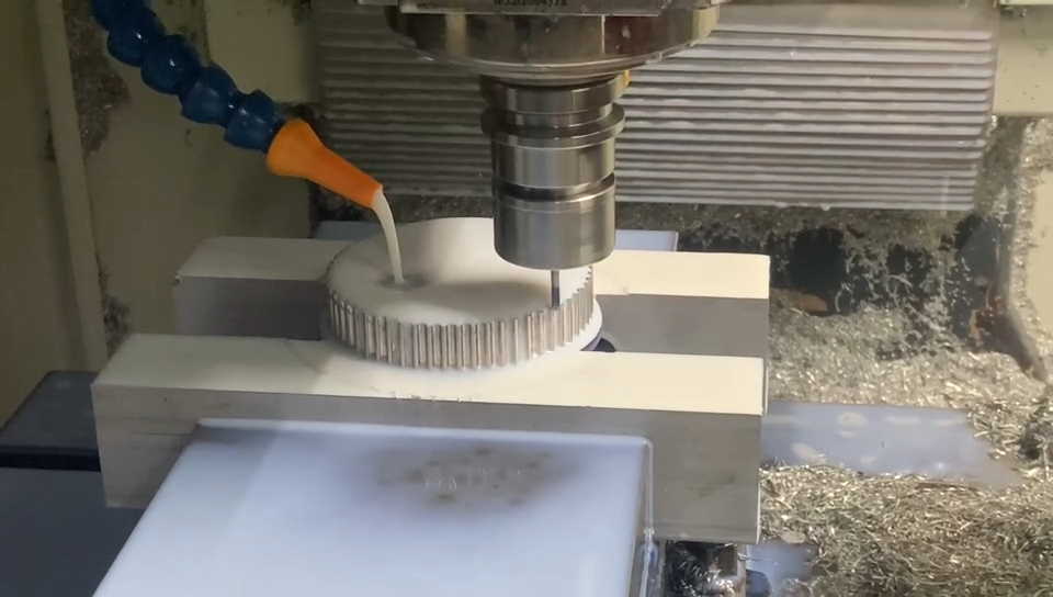 قطع الفولاذ المقاوم للصدأ szBERGEK-CNC بالقطع